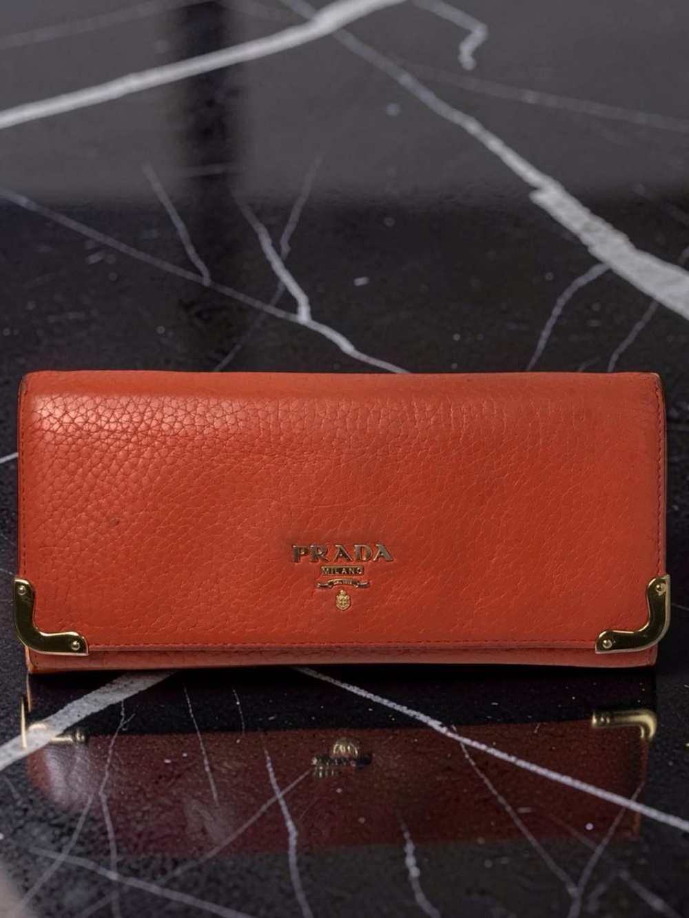 PRADA Leather Continental Wallet 😍🧡